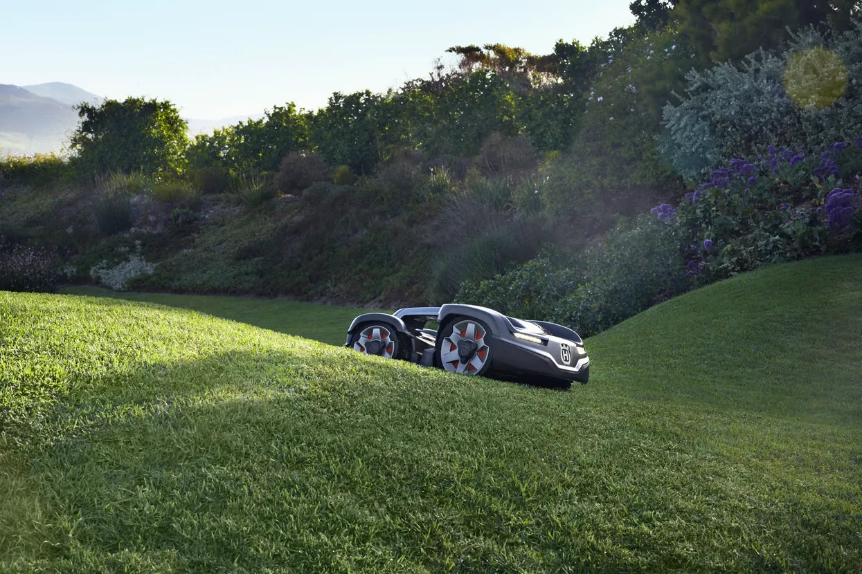 Robot de tuns gazonul Husqvarna 435XAWD