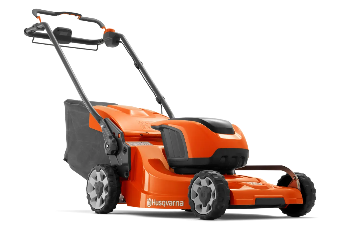 Masina de tuns gazon pe acumulatori Husqvarna LC 347ivx nu include acumulator si incarcator