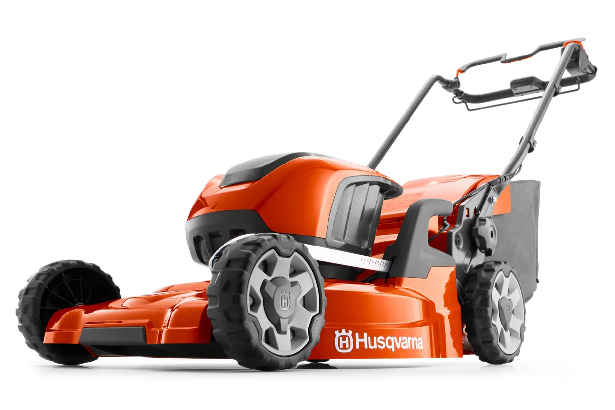 Masina de tuns gazon pe acumulatori Husqvarna LC 347ivx nu include acumulator si incarcator