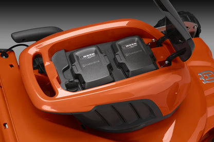 Masina de tuns gazon pe acumulatori Husqvarna LC 347ivx nu include acumulator si incarcator